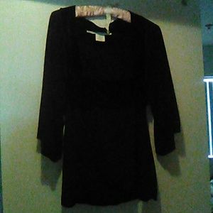 Black top, square neck, velour accents